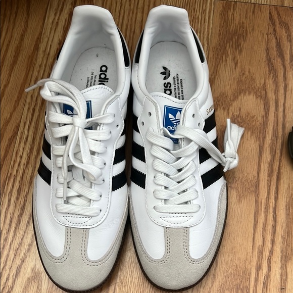 Adidas Samba OG Classic Sneakers - Picture 2 of 6